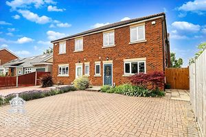 Front Of Property- click for photo gallery